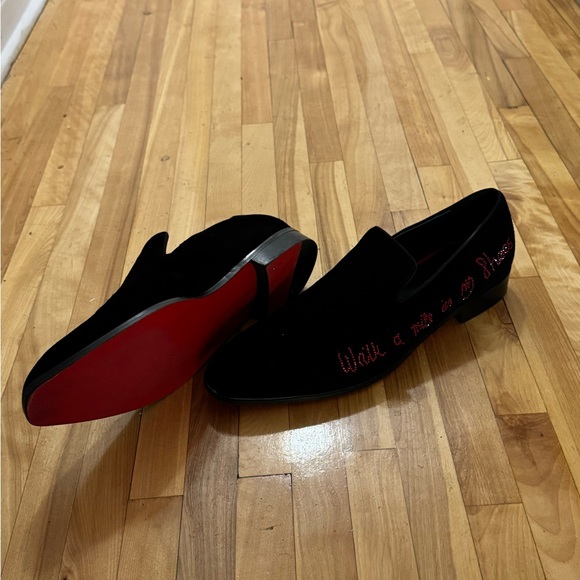 Im selling these Louboutin loafers Taille 48 - Picture 2 of 9